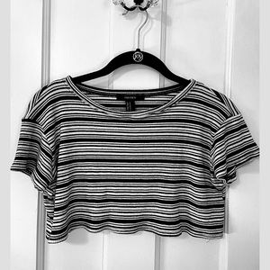🌼striped crop top